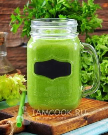 Рецепт зеленого коктейля из шпината, петрушки, груши и сельдерея