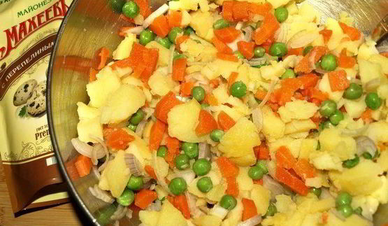 аргентинский салат ensalada rusa