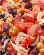 Диетический салат с фасолью