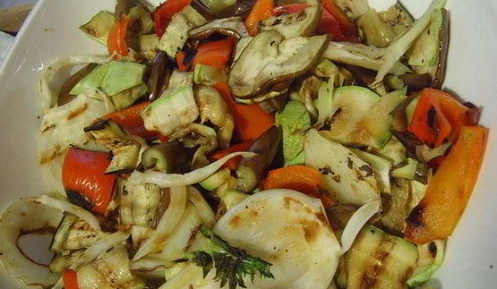 гриль-салат летние овощи