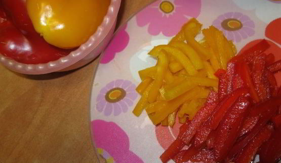 капустный салат с ветчиной