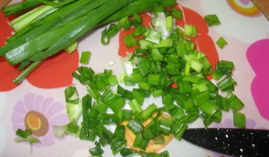 капустный салат с ветчиной