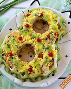 Очень вкусный салат на 8 Марта