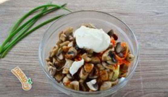 очень вкусный салат на 8 марта