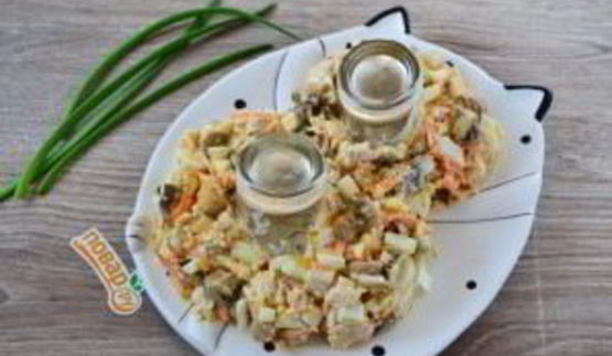 очень вкусный салат на 8 марта