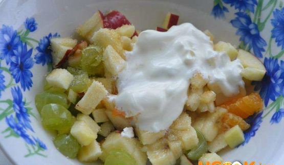 салат из фруктов