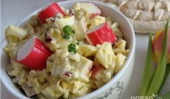салат из крабовых палочек и яиц