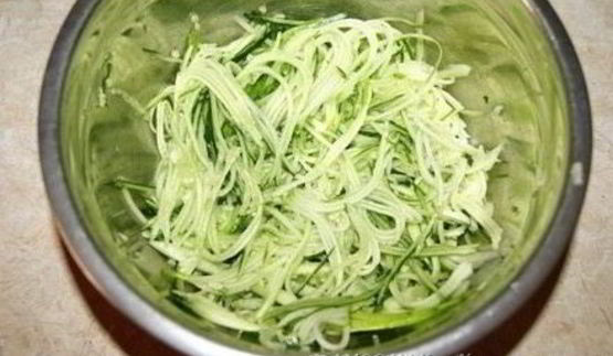 салат из огурцов по-азиатски