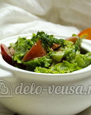 Салат из помидоров со сметаной