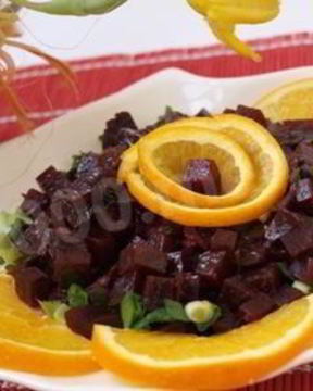 Салат из свеклы с апельсиновой заправкой