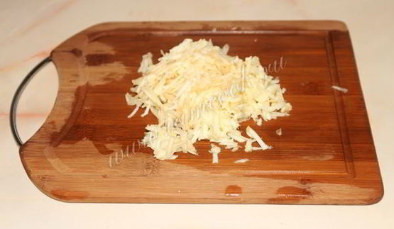 салат из свежей капусты с яблоком и морковью