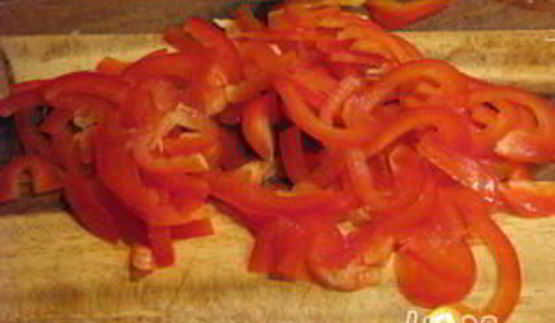 салат остренький кальмар