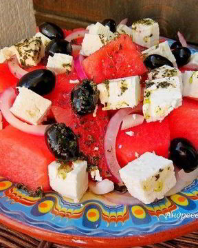 Салат с арбузом и брынзой