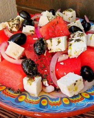 Салат с арбузом и брынзой