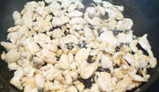 салат с фунчозой и курицей ля-минор