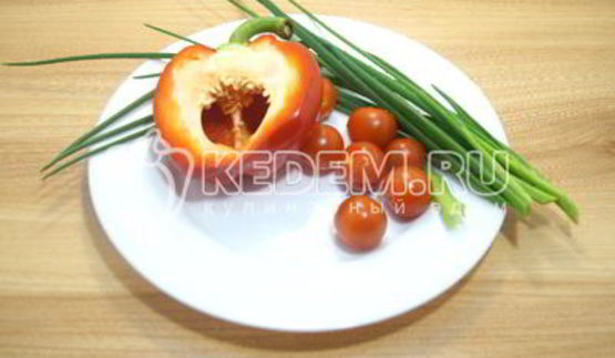 салат с фунчозой и курицей ля-минор