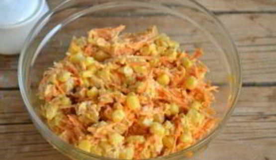 салат с корейской морковкой и копченой курицей