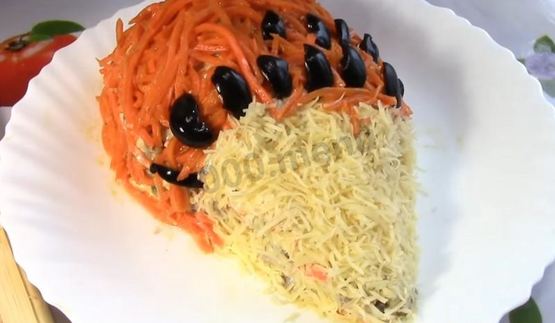 салат с курицей грибами корейской морковью