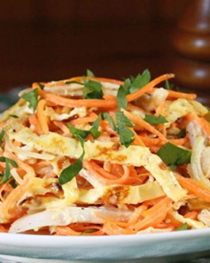 Рецепт салата с курицей и морковью
