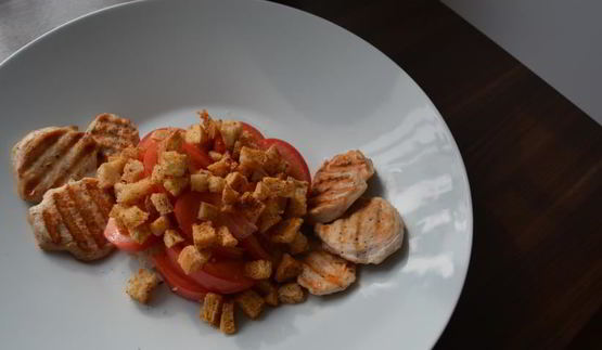 салат с курицей под соусом цитронет