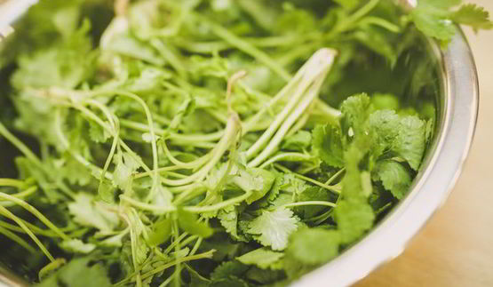 салат с мандаринами и орехами