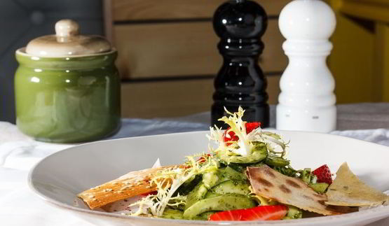 салат с мятной заправкой