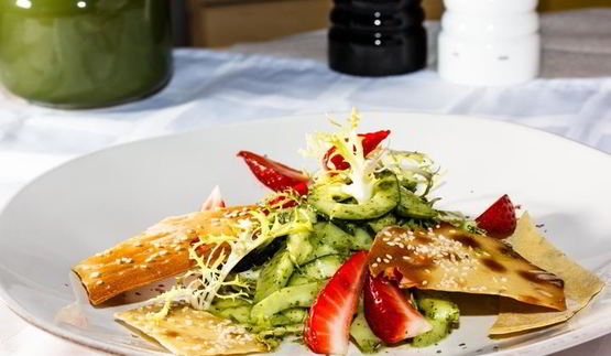 салат с мятной заправкой