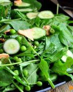 Салат с семгой и огурцом