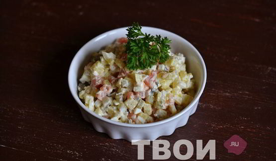 салат с слабосоленой семгой