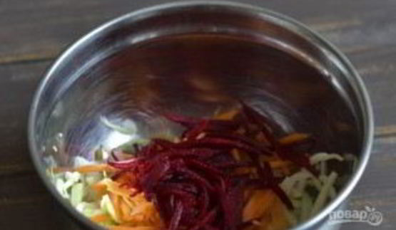 салат со свежей морковью