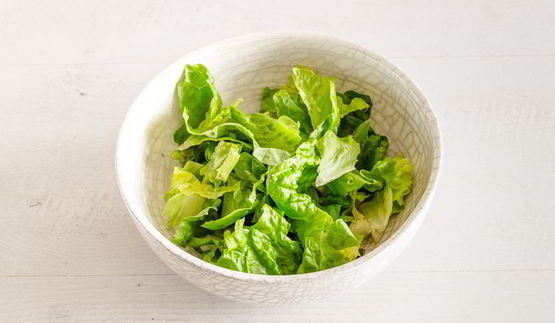 салат цезарь с курицей