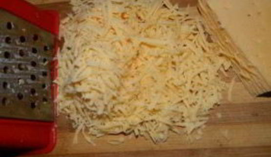 слоеный салат с рыбными консервами