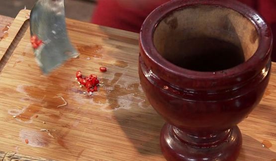 сом там пу — овощной салат с солеными крабами