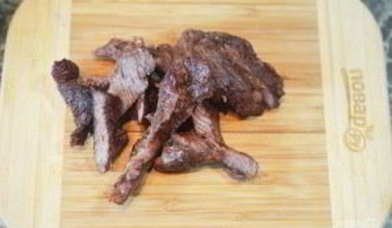 теплый салат из говядины