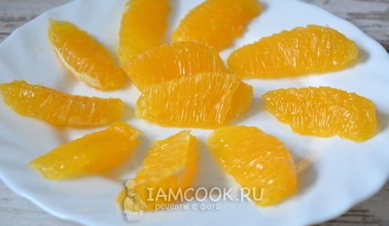 теплый салат с куриной печенью и апельсинами