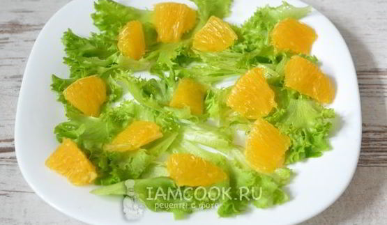 теплый салат с куриной печенью и апельсинами