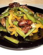 Теплый салат с куриными сердечками