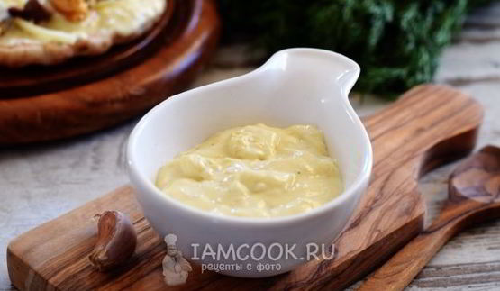 белый соус для пиццы
