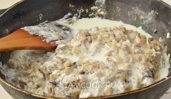 грибной соус со сметаной