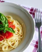 Итальянский томатный соус с базиликом