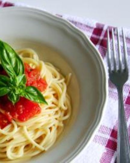 Рецепт итальянского томатного соуса с базиликом