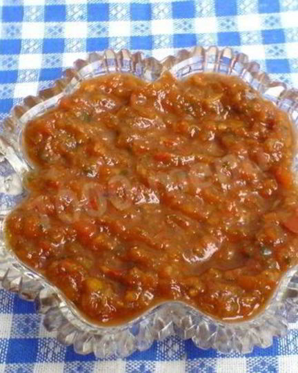 Рецепт соуса из крапивы и щирицы с орехом