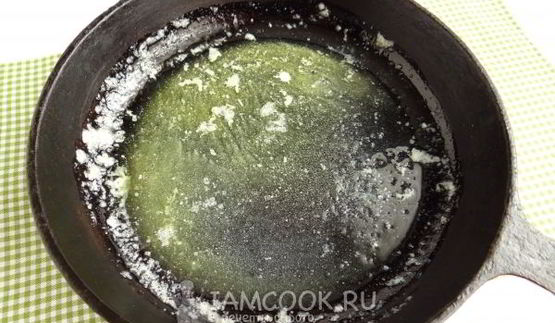 соус из красной смородины с мятой