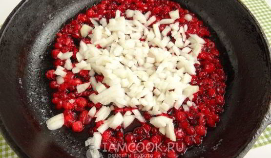 соус из красной смородины с мятой