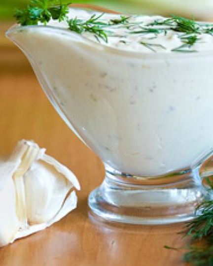Рецепт соуса из зелени с чесноком