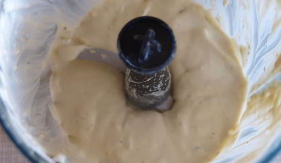 соус на основе сыра с голубой плесенью