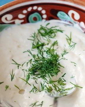 Соус с чесноком