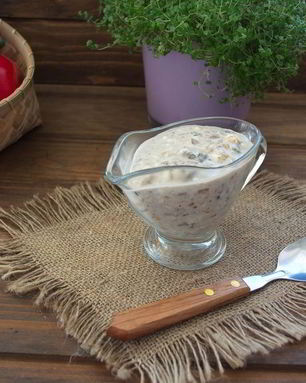 Соус с грибами и сыром