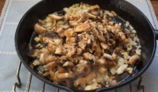 соус с грибами и сыром