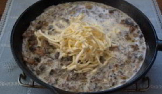 соус с грибами и сыром